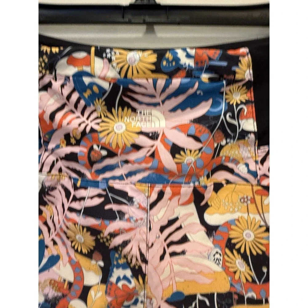The North‎ Face Women's Printed Arque 3